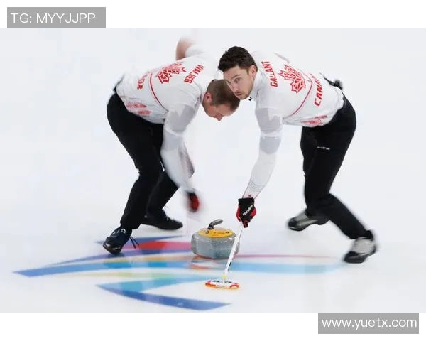 轮椅冰壶对决加拿大队展现竞技精神与团结力量